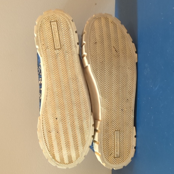 Farm Rio Blue Patterned High-Top Sneakers Size 8.5 - Picture 5 of 8